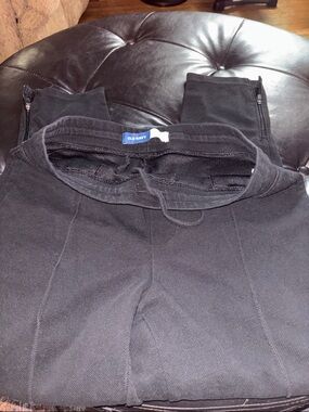 Old Navy Black Drawstring Knit Leggings with Ankle Zippers